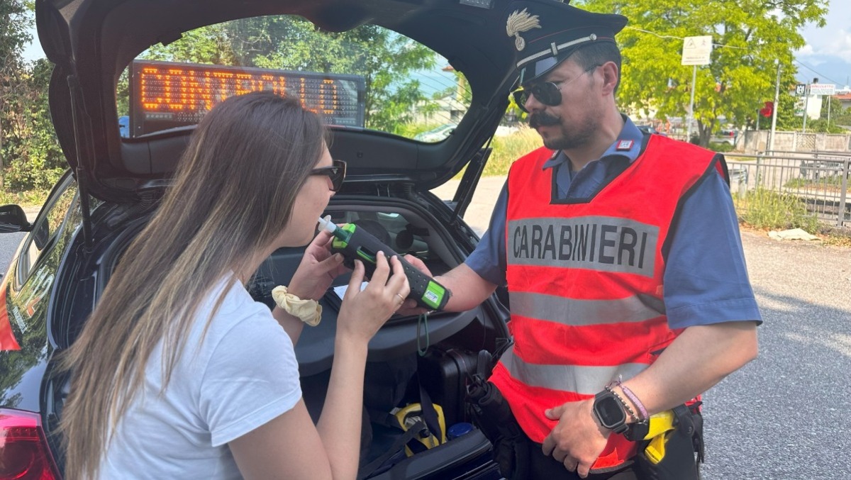 Alcol alla guida nel Pordenonese: 13 conducenti ubriachi al volante, via le patenti - 