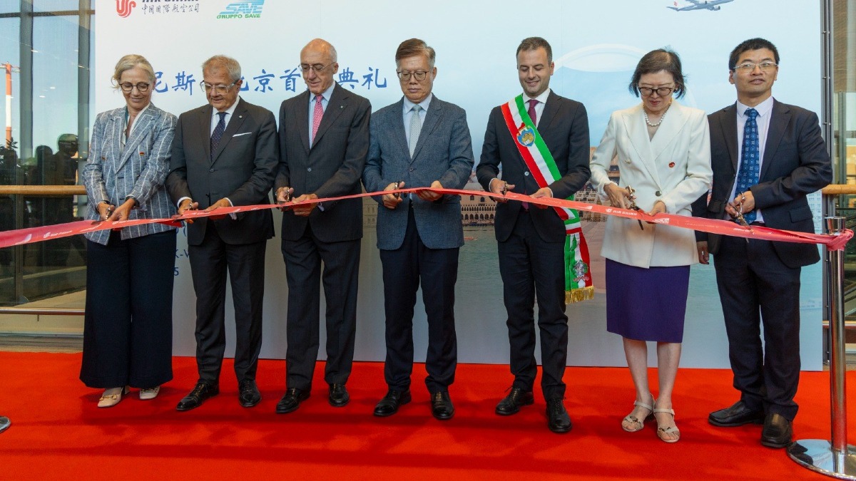 Venezia-Pechino, atterrato il primo volo diretto Air China al Marco Polo - 