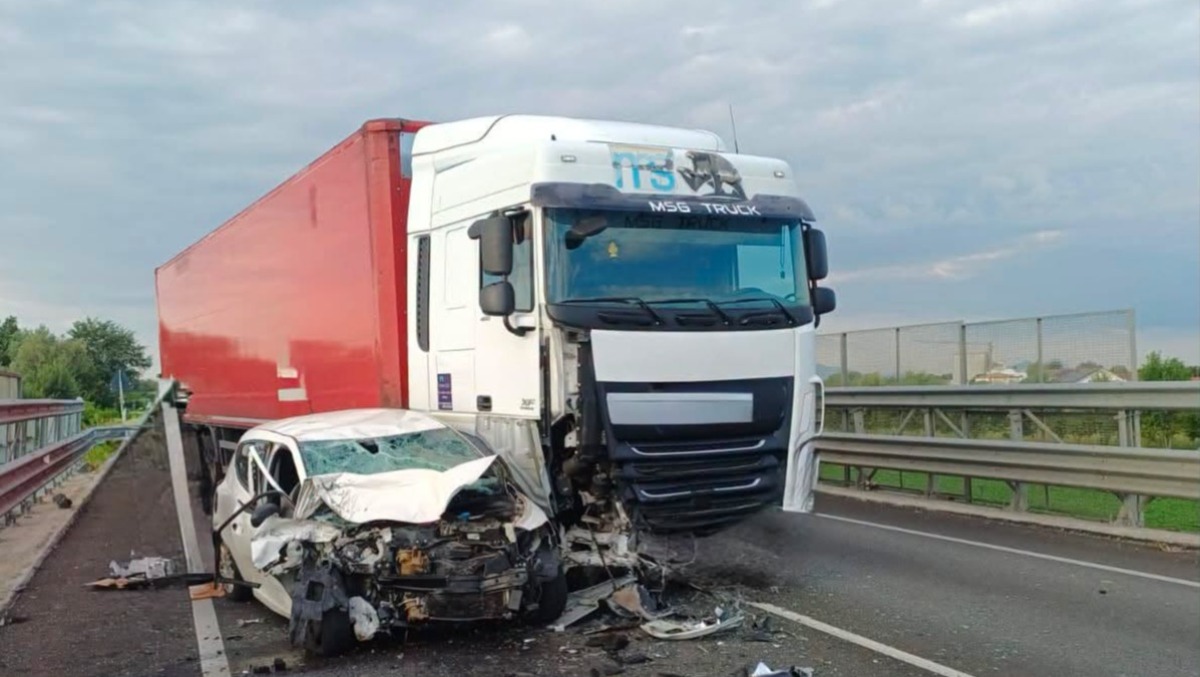 Schianto tra auto e camion sulla Strada Regionale 308: soccorsi sul posto - Le immagini di Veneto Strade