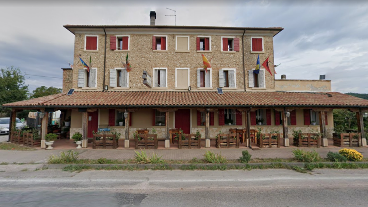 Non lo vedevano da 10 giorni: Daniel trovato morto nella dependance del ristorante - 