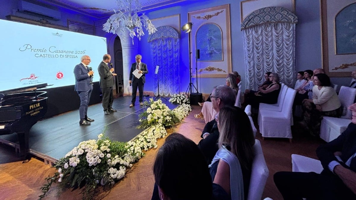 Capriva, il Piccolo Opera Festival chiude tra musica e riconoscimenti: Premio Casanova a Fausto Biloslavo - 
