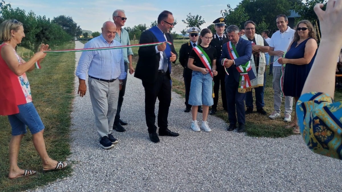 Pieve di Soligo, aperto il nuovo tratto ciclopedonale verso il centro: percorso verde da 210mila euro - 