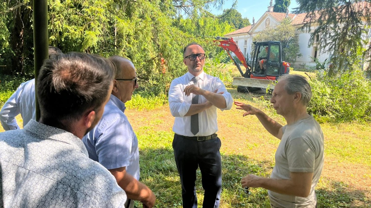 Villa Franchetti, partiti i lavori sul verde: la Provincia investe 225mila euro - 