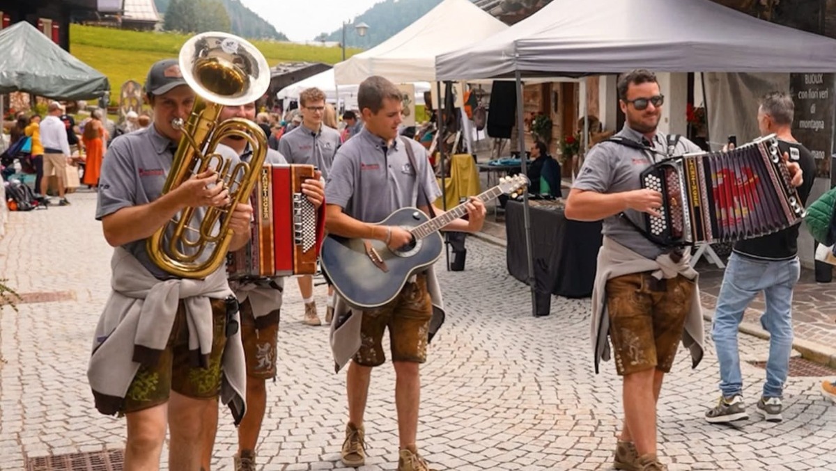 Borgate in Festa torna a Sappada: tre giorni tra legno, sapori e tradizioni. Il programma - 