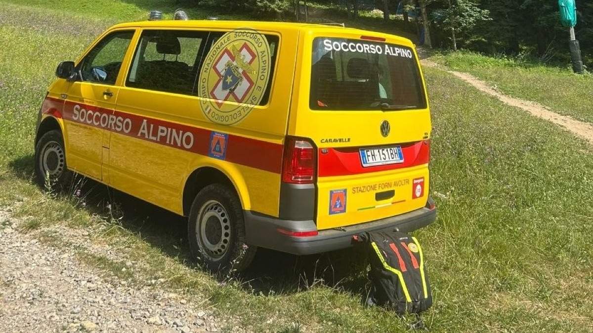 Ravascletto, grave caduta al Bike Park: 25enne soccorso dopo un violento impatto alla spalla