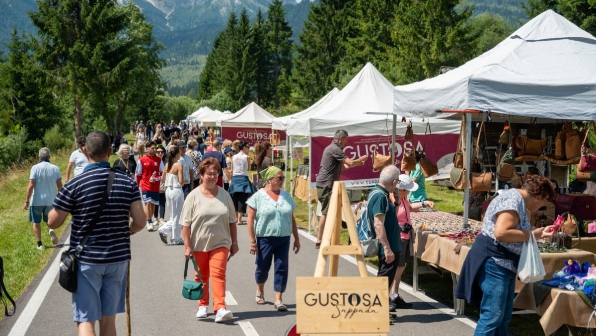 Sappada rilancia l’estate del gusto: dieci giorni tra cucina di montagna, mercatino e sapori che guardano lontano - 