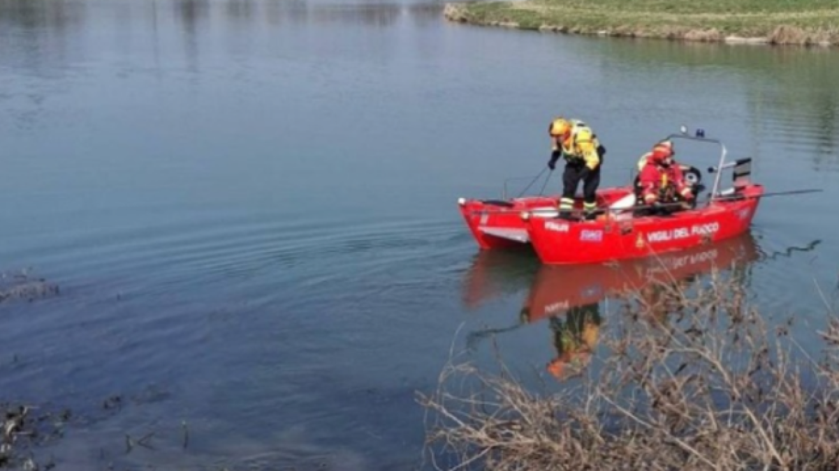 Tragedia a Roncade, esce per cercare il padre e lo trova annegato nel fiume - 