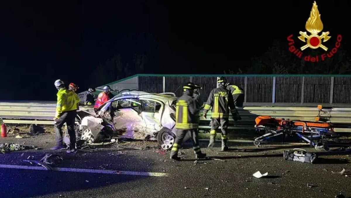 Ragazzo di 27 anni muore sull'A4: schiacciato tra due mezzi - 