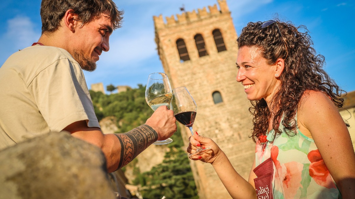 Calici di Stelle 2026 debutta a Monselice: tre sere con 26 cantine e degustazioni - 
