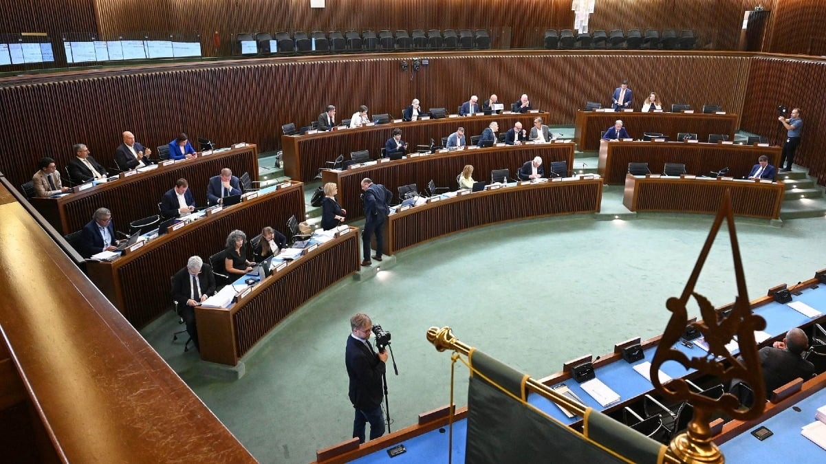 Bilancio regionale, il primo round in Aula divide il Friuli Venezia Giulia: sanità e famiglie al centro - 