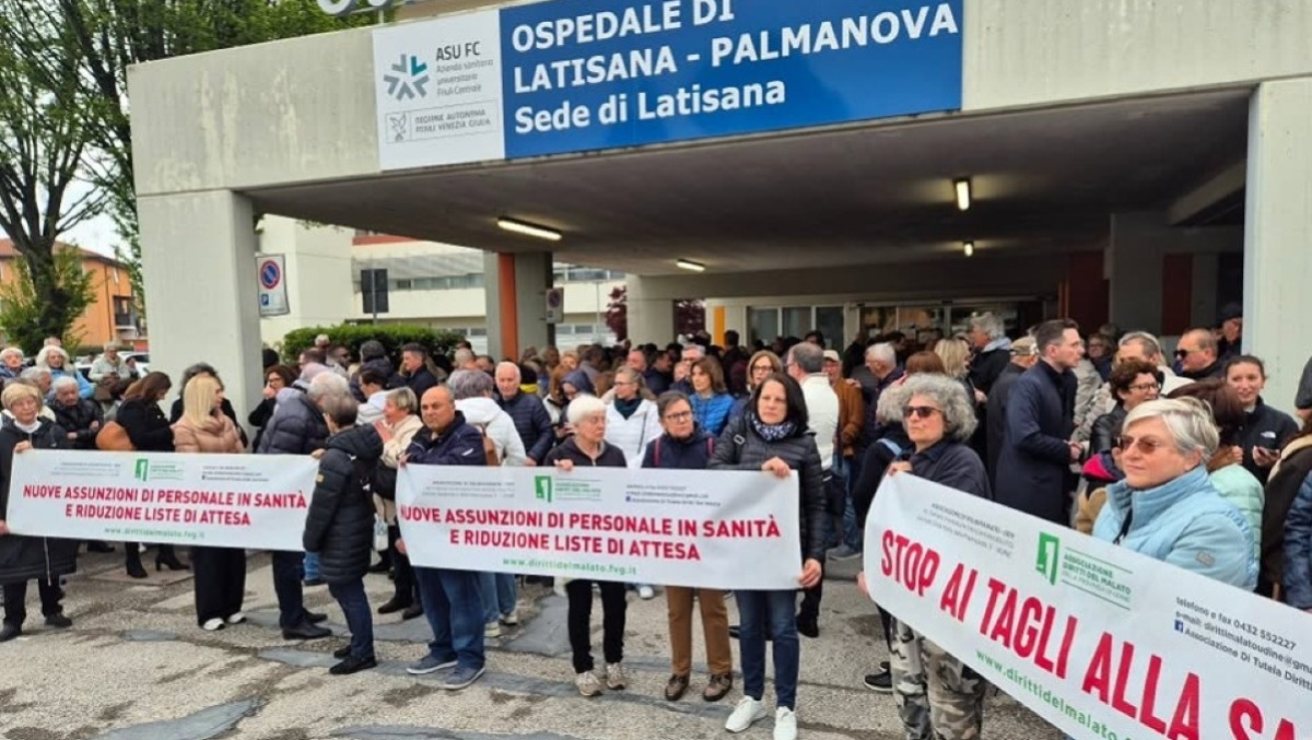 Latisana difende il suo ospedale: «consegnate più di 2mila firme alla Regione» - 