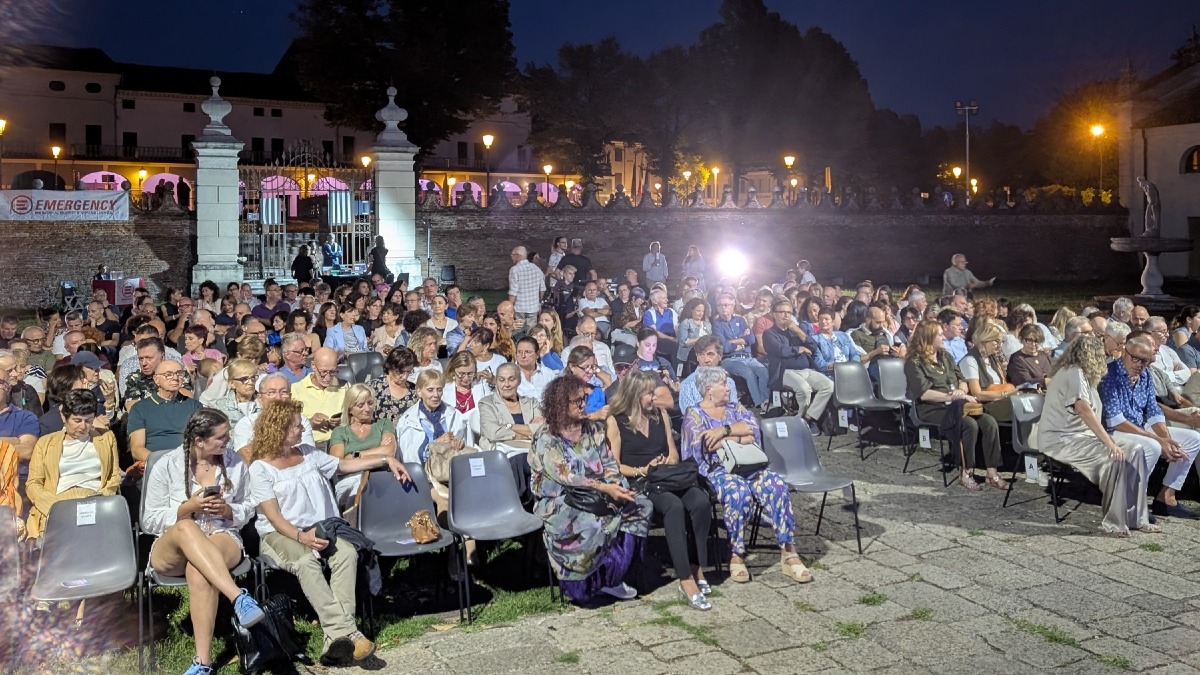 Fratta Polesine, Matthew Lee conquista Villa Badoer: finale sotto la scalinata - 