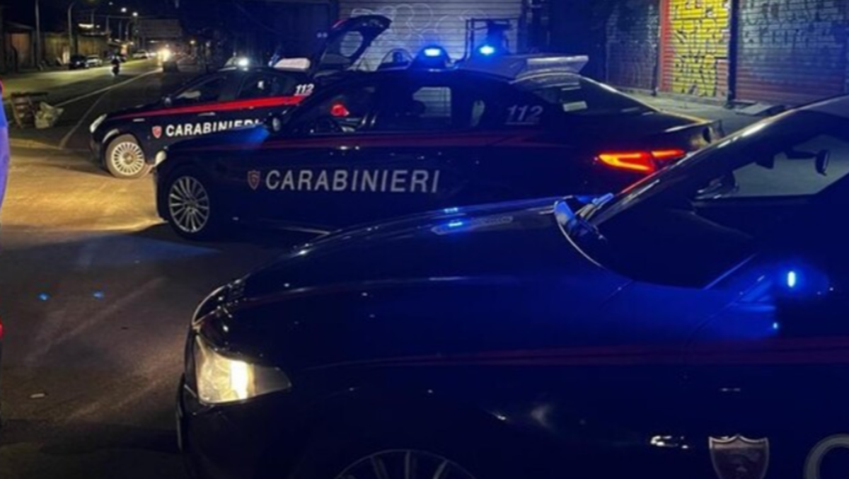 Rissa tra giovanissimi fuori dalla discoteca: 16enne cade a terra e finisce in coma - Immagine di repertorio