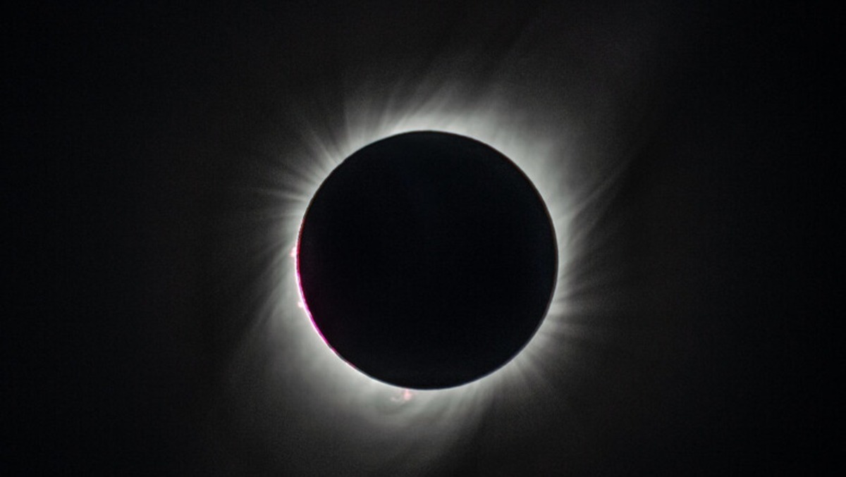 Arriva l’eclissi totale di Sole: quando vederla e quali sono gli orari migliori nel Nordest - 
