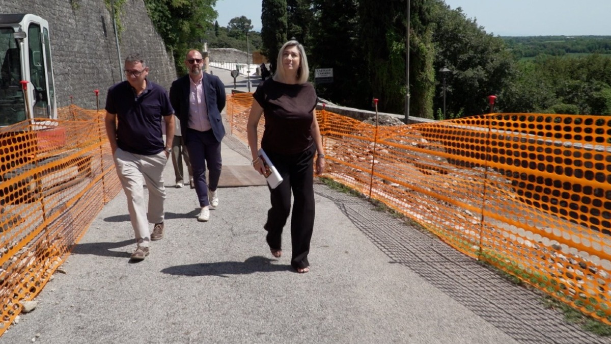 Aviano, parte il cantiere da oltre un milione per mettere in sicurezza il muro del Castello - 