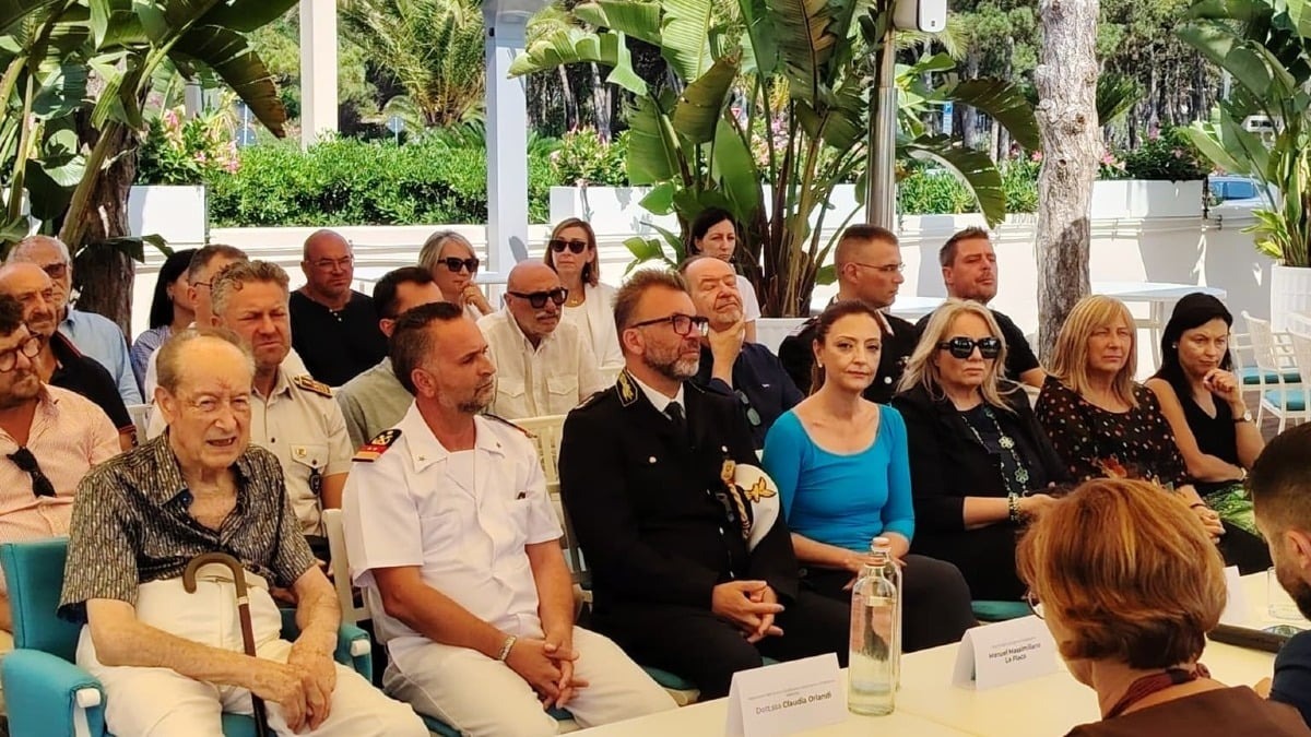Lignano, 37 anni di Bandiera Blu: premiati mare e approdi del comprensorio - 