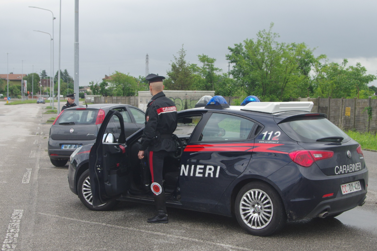 Controlli a Udine: due giovani nei guai e sanzioni sul lavoro. Ecco cosa è successo - 