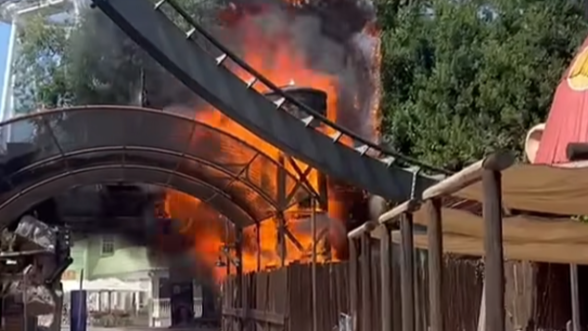 Gardaland, principio d’incendio nell’area del Raptor: chiuso il settore, nessuna conseguenza per i visitatori