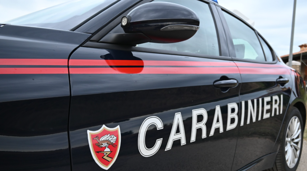 Pavia di Udine, chiama il 112 mentre il truffatore sta arrivando: denunciato un 60enne