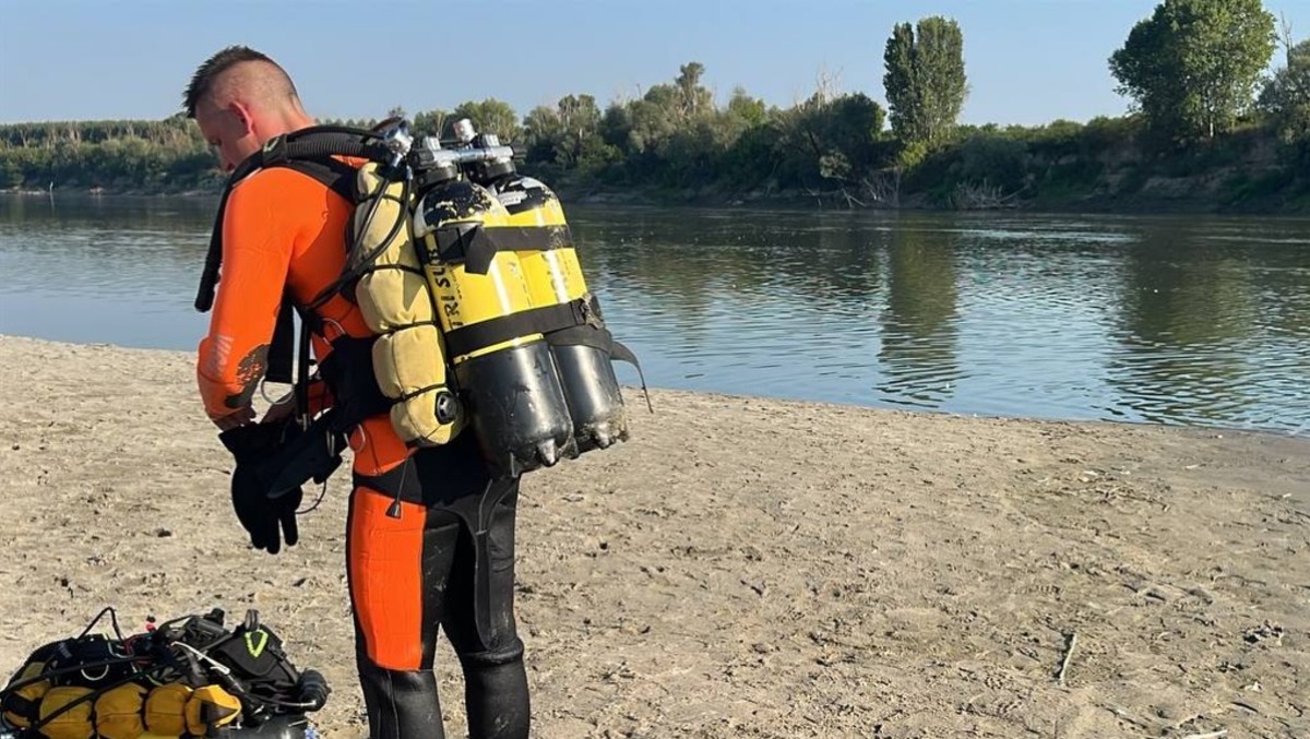 Si tuffa nel fiume per salvare la figlia e non riemerge: disperso 34enne - 