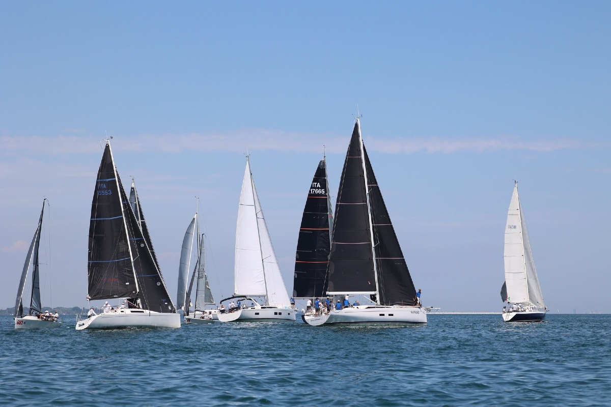 Cooking Cup 2026 a Venezia, il 5 luglio torna la regata che si vince tra vela e cucina