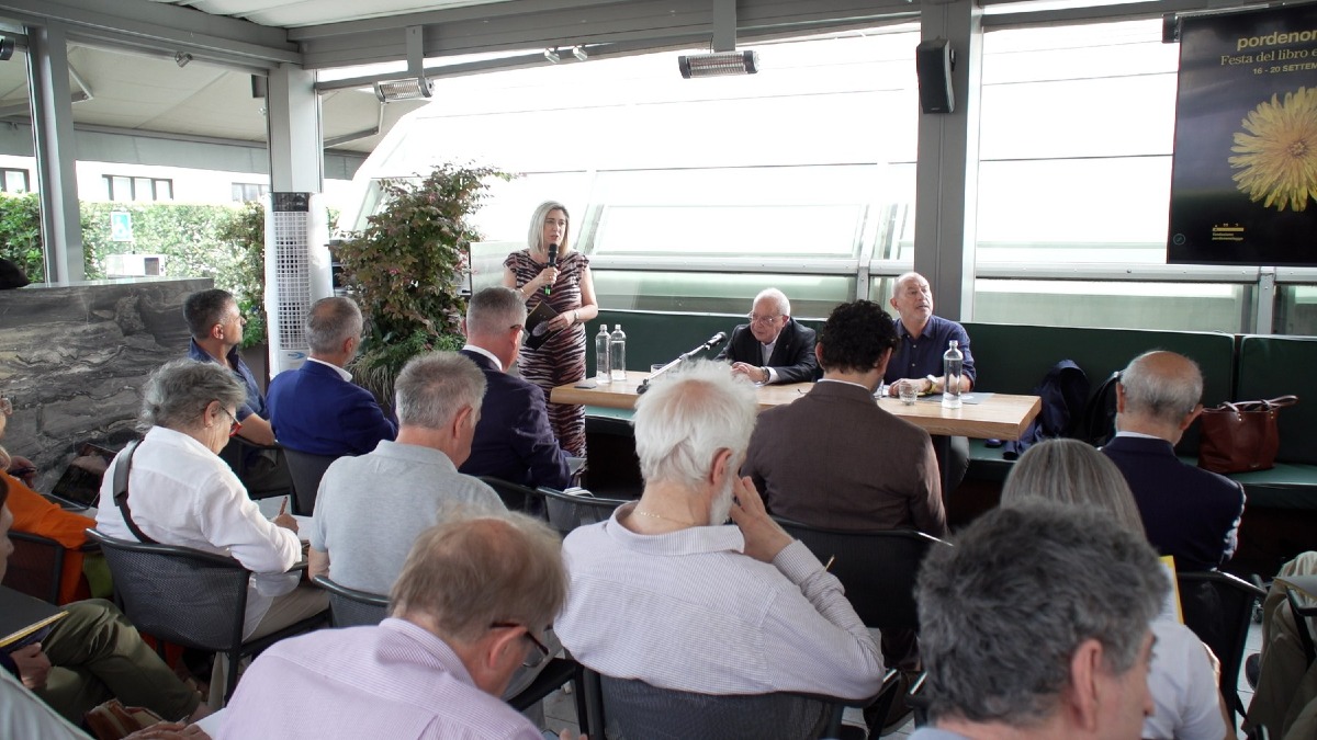Pordenonelegge 2026, Salman Rushdie apre il festival e Mattarella chiude il 20 settembre