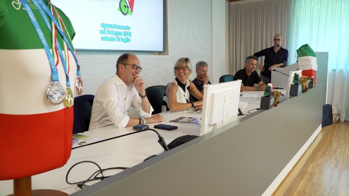 Campionato italiano gravel 2026, partenza da Artegna: oltre 250 iscritti l'11 luglio