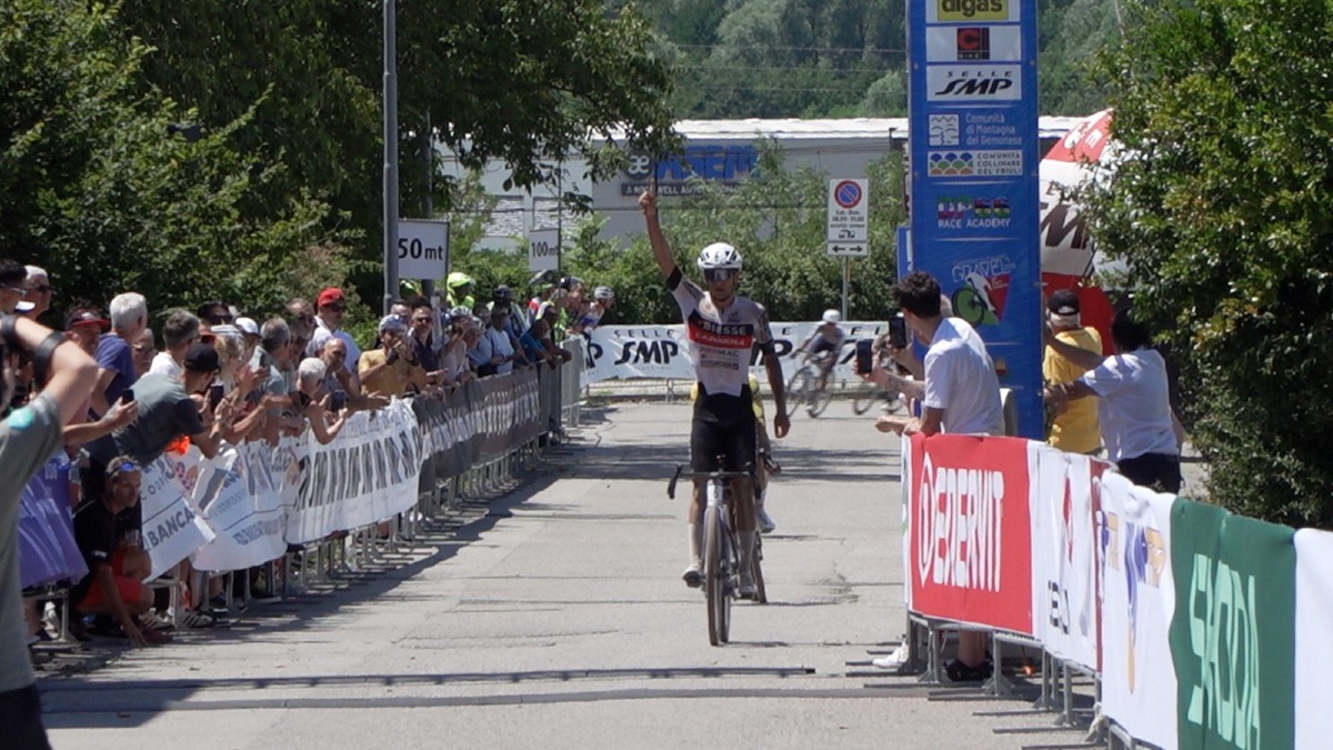 Artegna ospita il Campionato italiano Gravel dedicato a Enzo Cainero