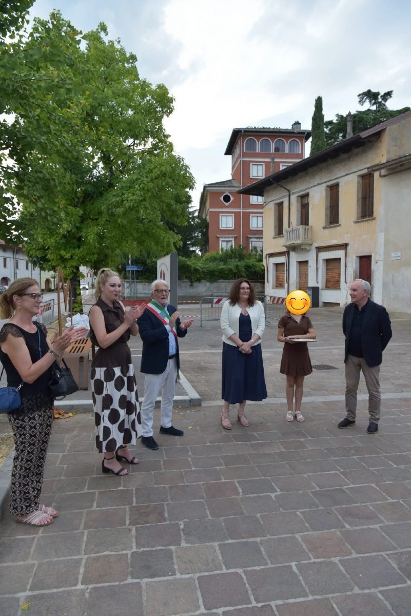 Sclaunicco inaugura la Panchina di Giulietta e Romeo in piazza San Valentino