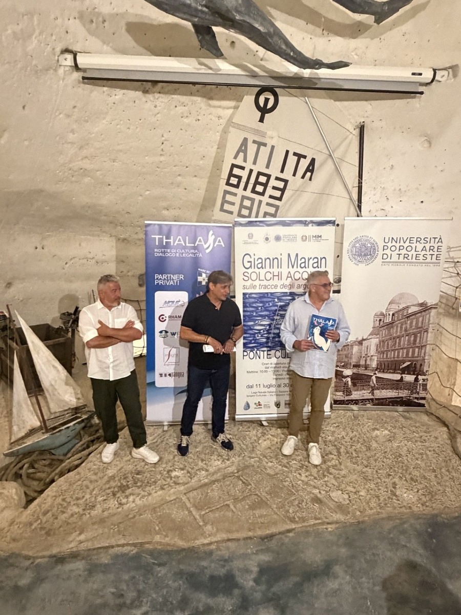 Trieste entra in THALASSA: a Matera la mostra “Solchi Acquei” di Gianni Maran
