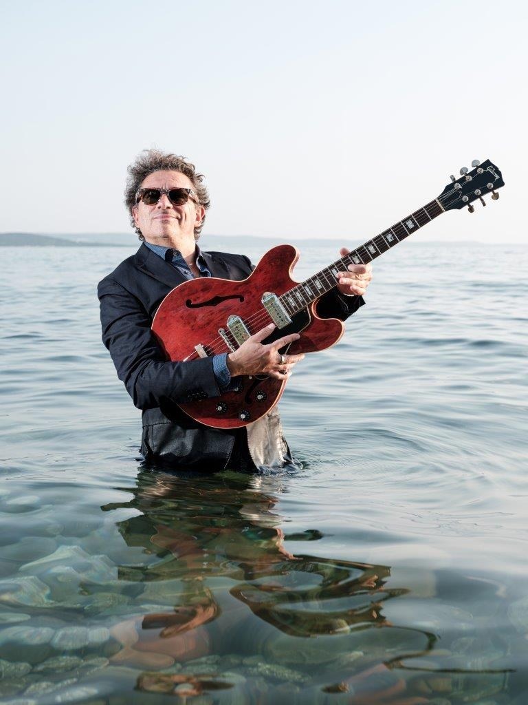 Mike Sponza a Trieste Estate il 17 luglio: in Piazza Verdi l’anteprima del 16° album