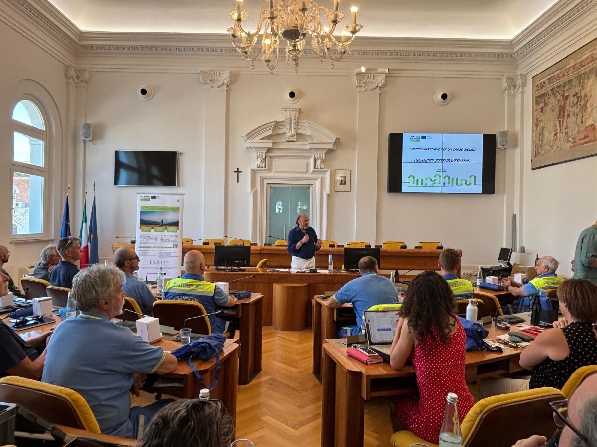 Monfalcone rafforza il piano sul Carso: protocollo con Slovenia per emergenze e animali