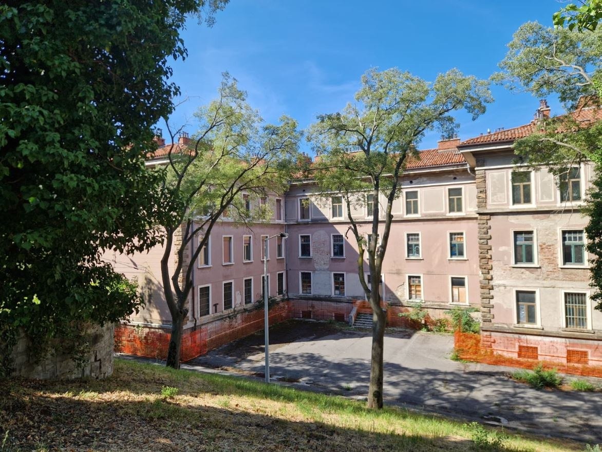 Trieste, ex caserma di via Rossetti: scuola polmone pronta per l’anno scolastico 2027/2028