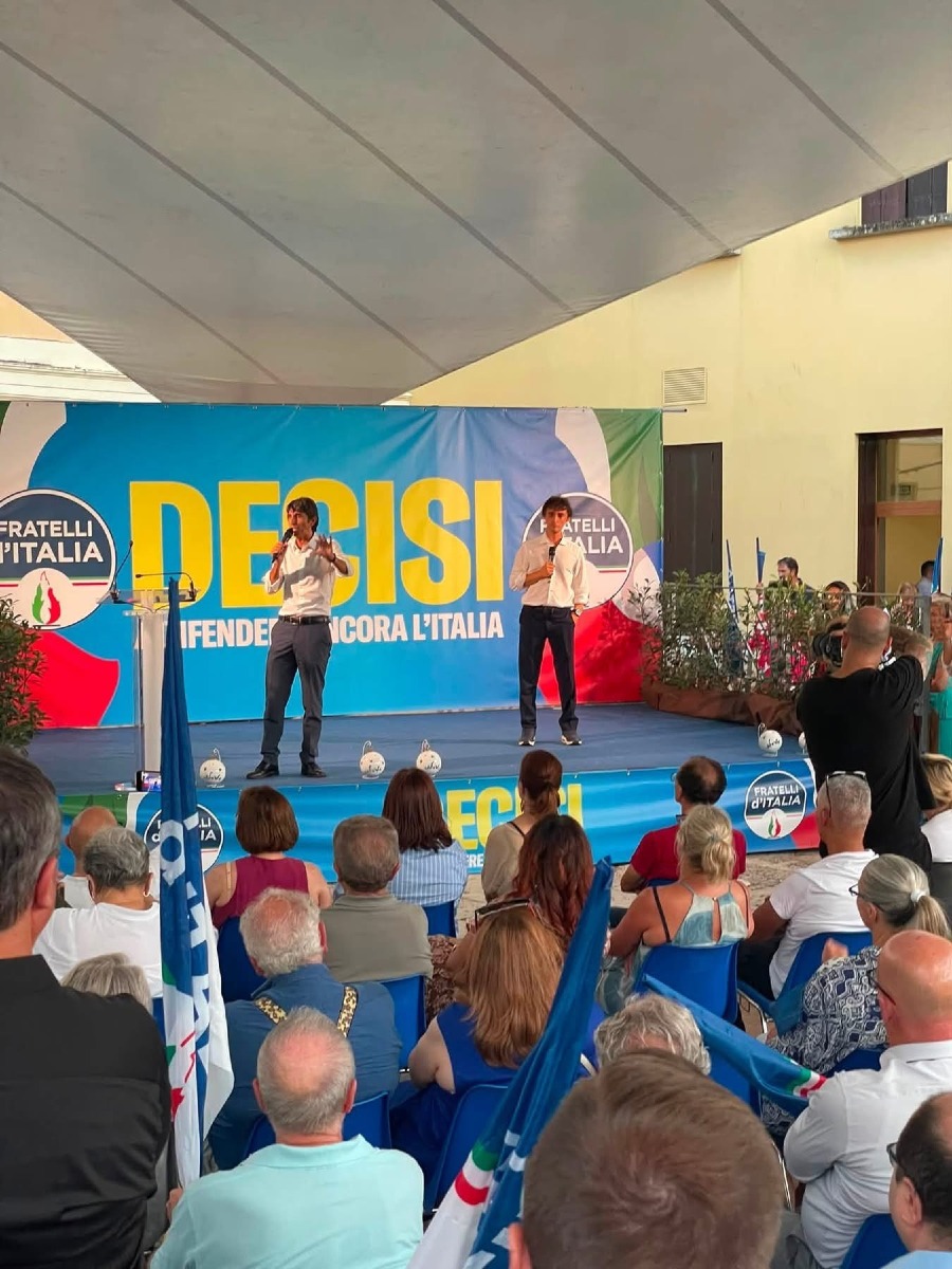 Nove, mille persone alla festa di Fratelli d’Italia con Donzelli, Bignami e Giovine