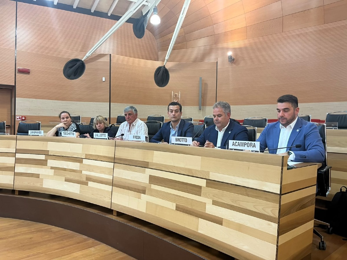 Treviso, via libera al piano 2027-2029 della Provincia: scuole, strade e Protezione Civile