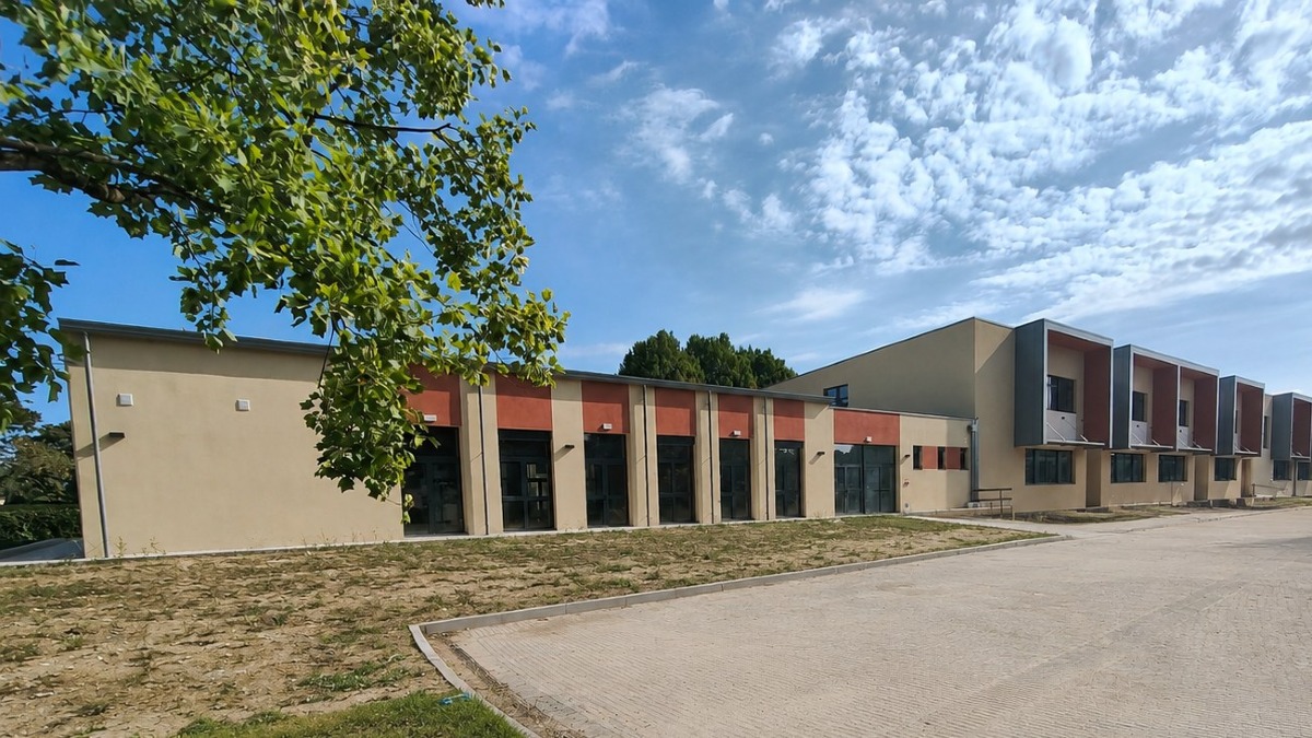 Fiume Veneto, 2,5 milioni dalla Regione per l’auditorium della scuola Dante