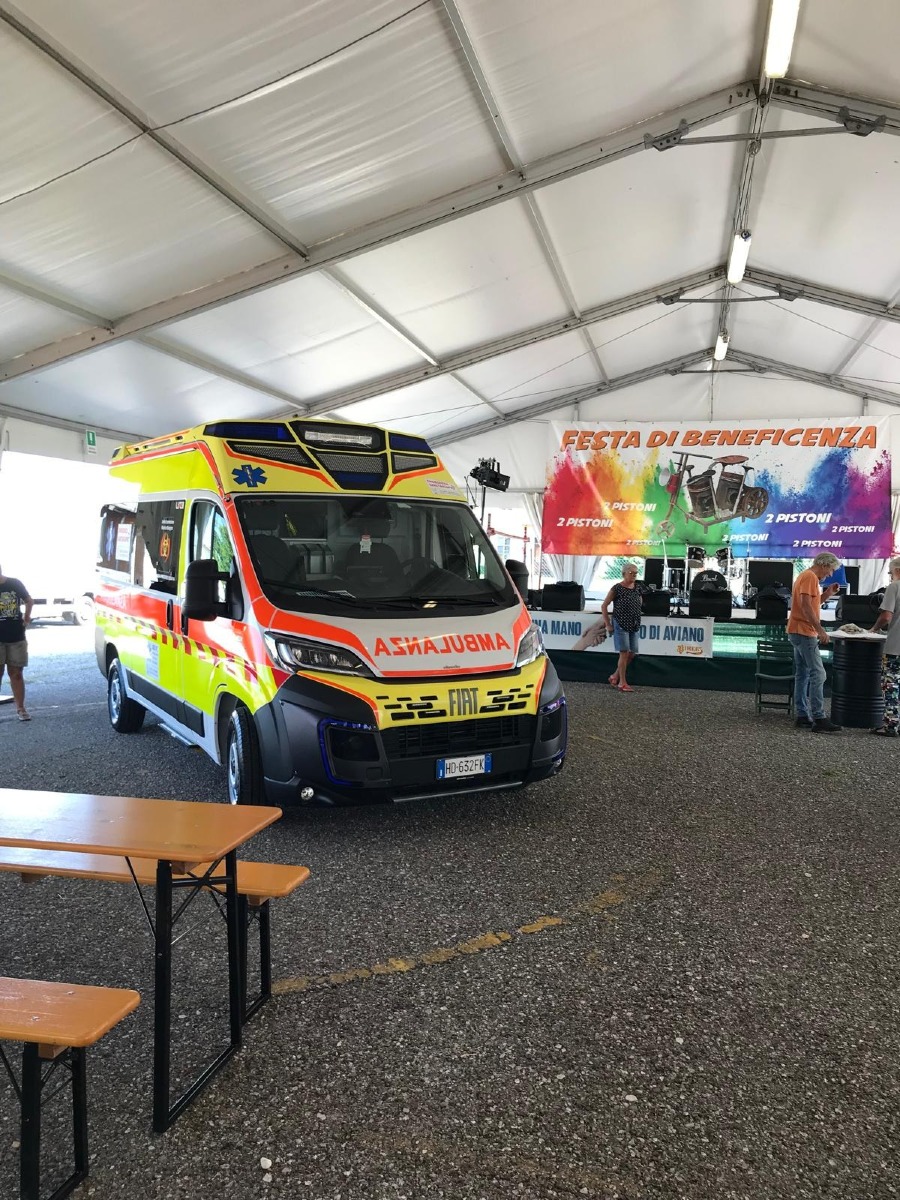 San Daniele, consegnata un’ambulanza pediatrica all’ospedale con il sostegno di Due