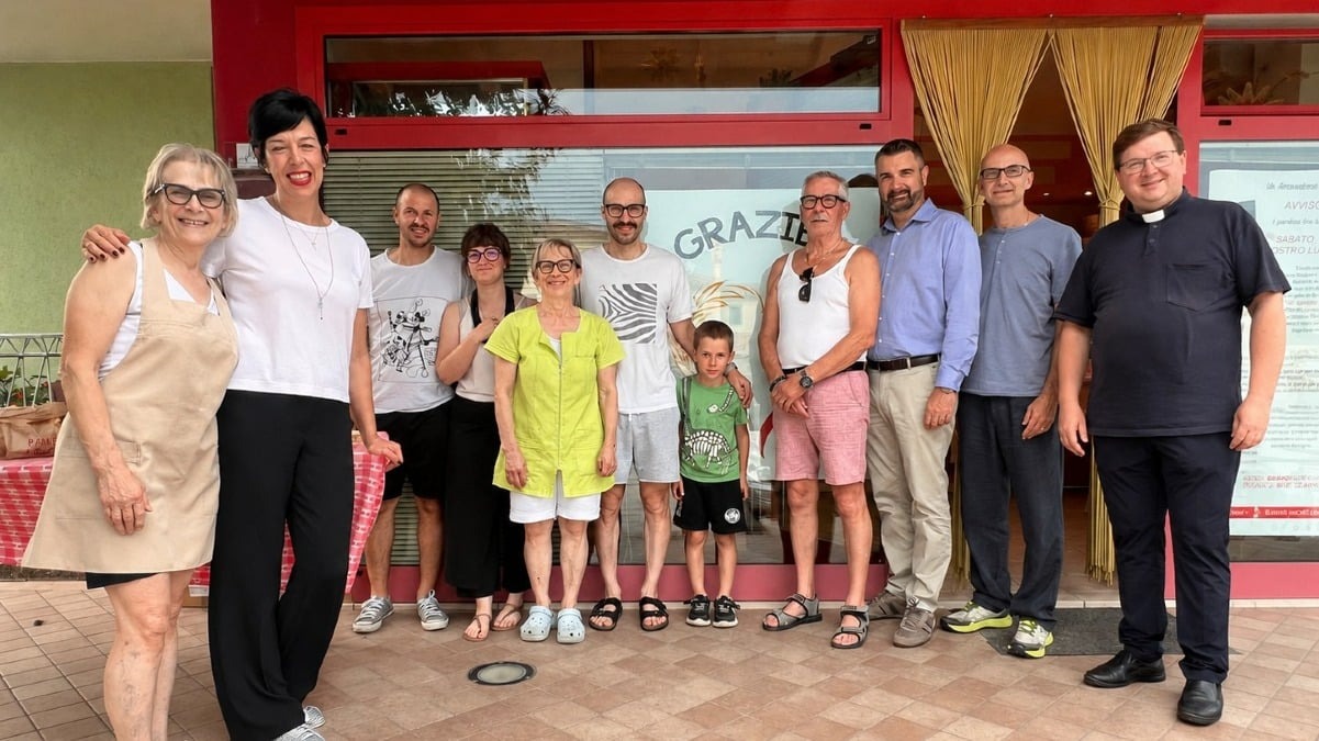 Bannia, cambia il volto dello storico forno di via Piave: omaggio alla famiglia Pin e continuità del negozio - 