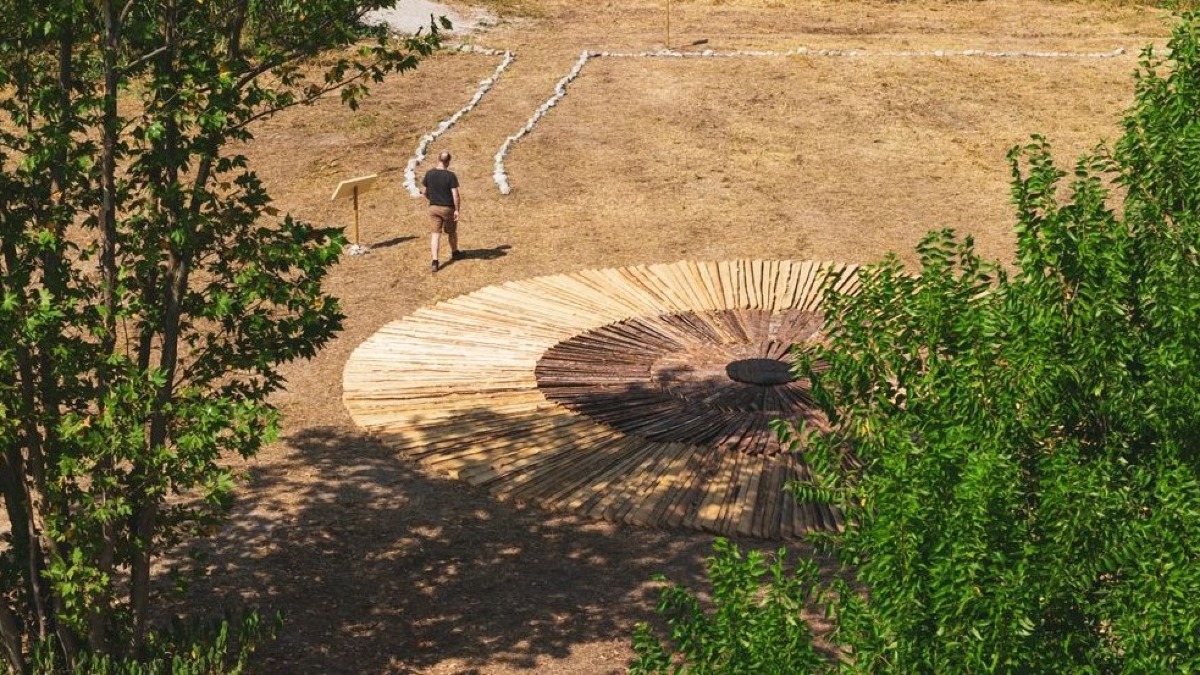 Sagrado, sul greto dell’Isonzo nasce “Cose di Casa”: land art collettiva con i giovani - 