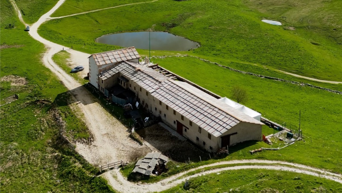 Malore al Rifugio Podesteria: 59enne muore davanti alla famiglia - 