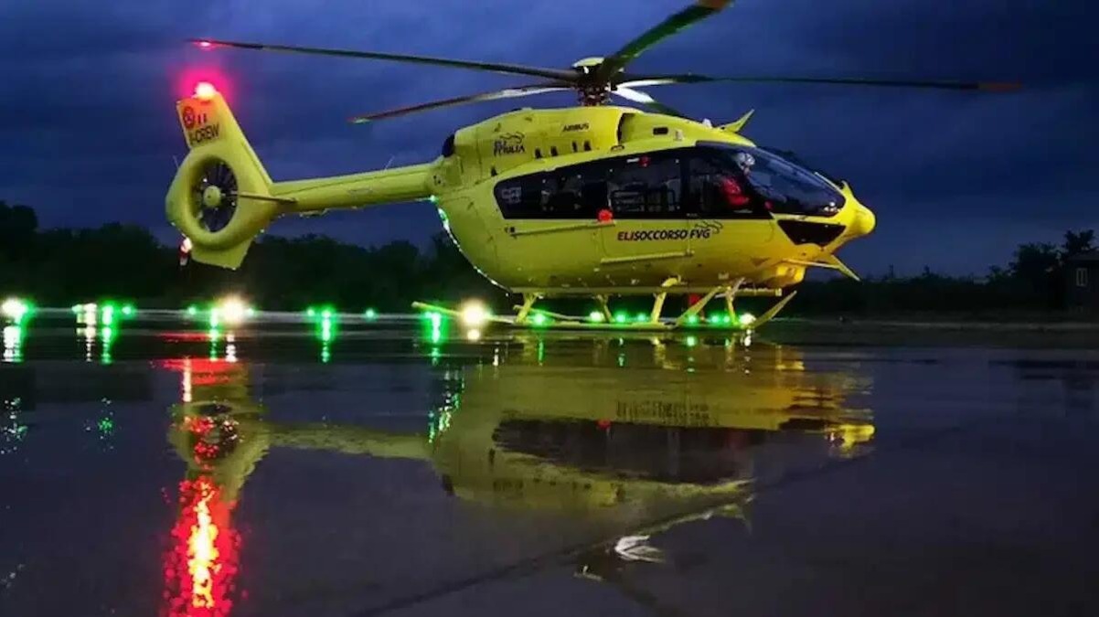 Tre escursionisti non rientrano, poi una luce misteriosa: doppio allarme nella notte in Friuli - 