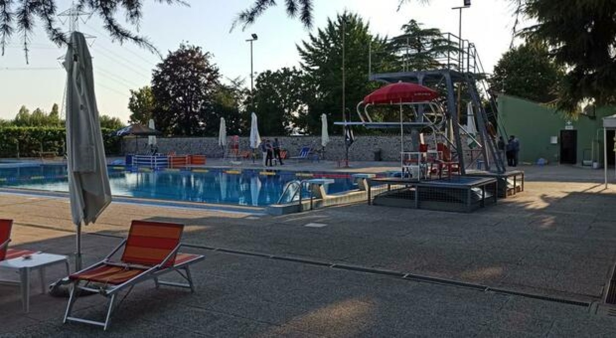 Leonardo Cortese muore a 19 anni dopo un tuffo in piscina con un amico - 