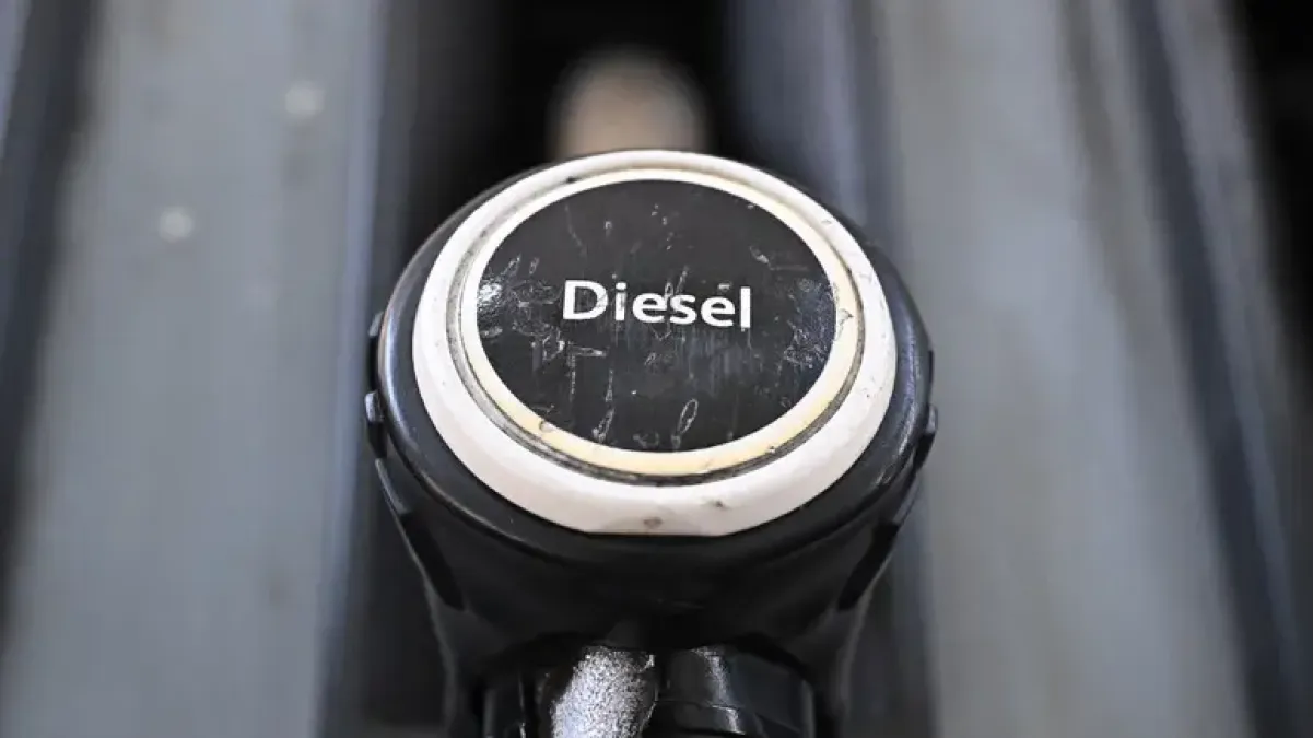 Nuovo “sconticino” dal Governo sul diesel: "17 centesimi in meno fino al 25 agosto" - 