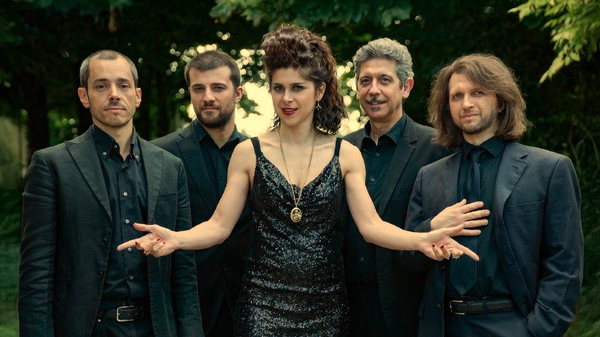 CortinAteatro cambia ritmo: il 9 agosto a Cortina arrivano The Twisters con Alice Violato - 