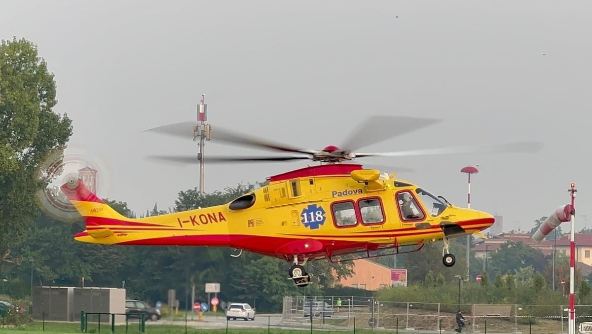 Caorle, bimba ferita in un villaggio turistico: volo urgente a Padova dopo la caduta - 