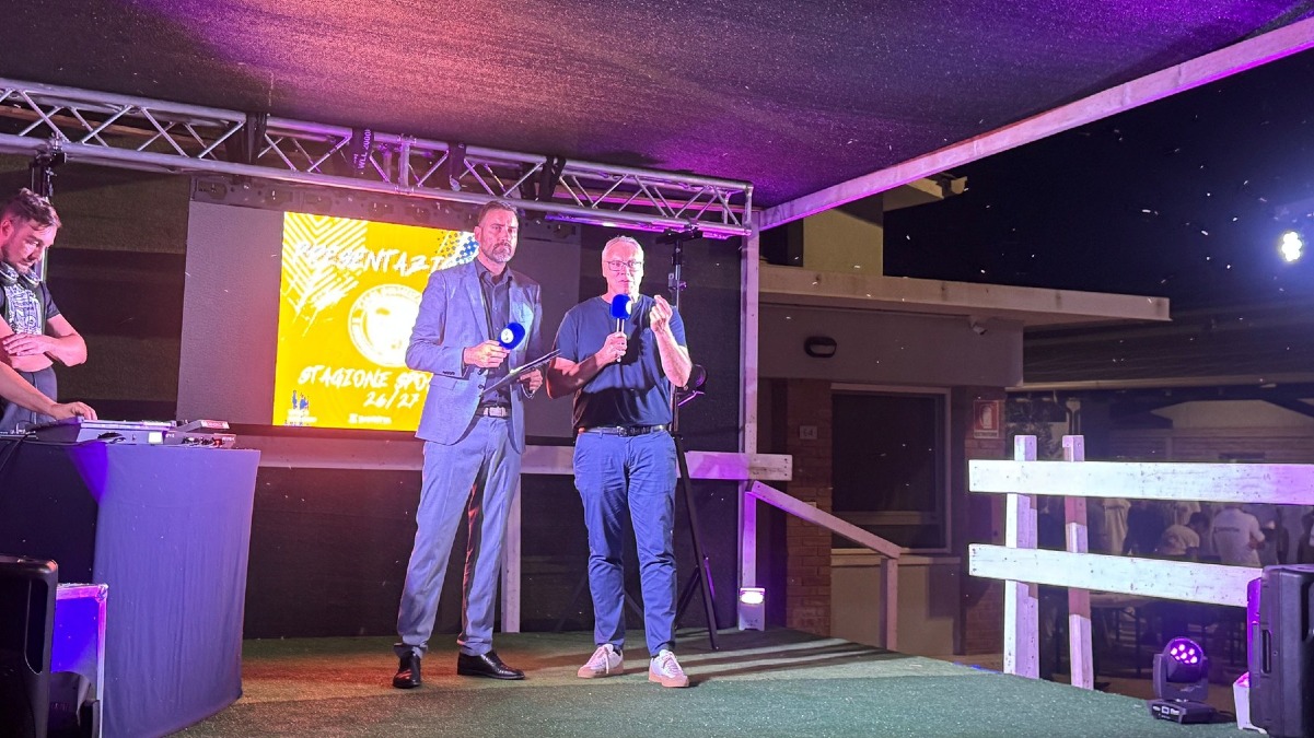 Cjarlins Muzane, a Carlino la presentazione della stagione 2026-27: squadra a Palazzolo dello Stella - 