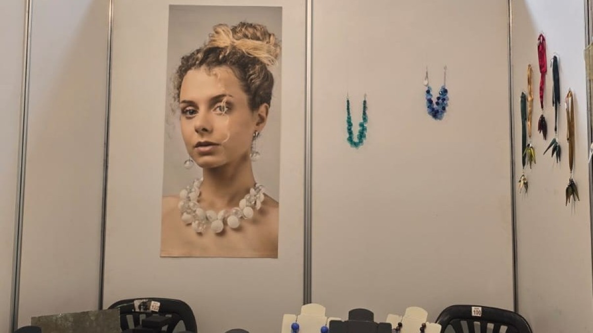 Olimpia Aveta alla Biennale del Chaco: Udine porta il vetro artistico in Argentina - 