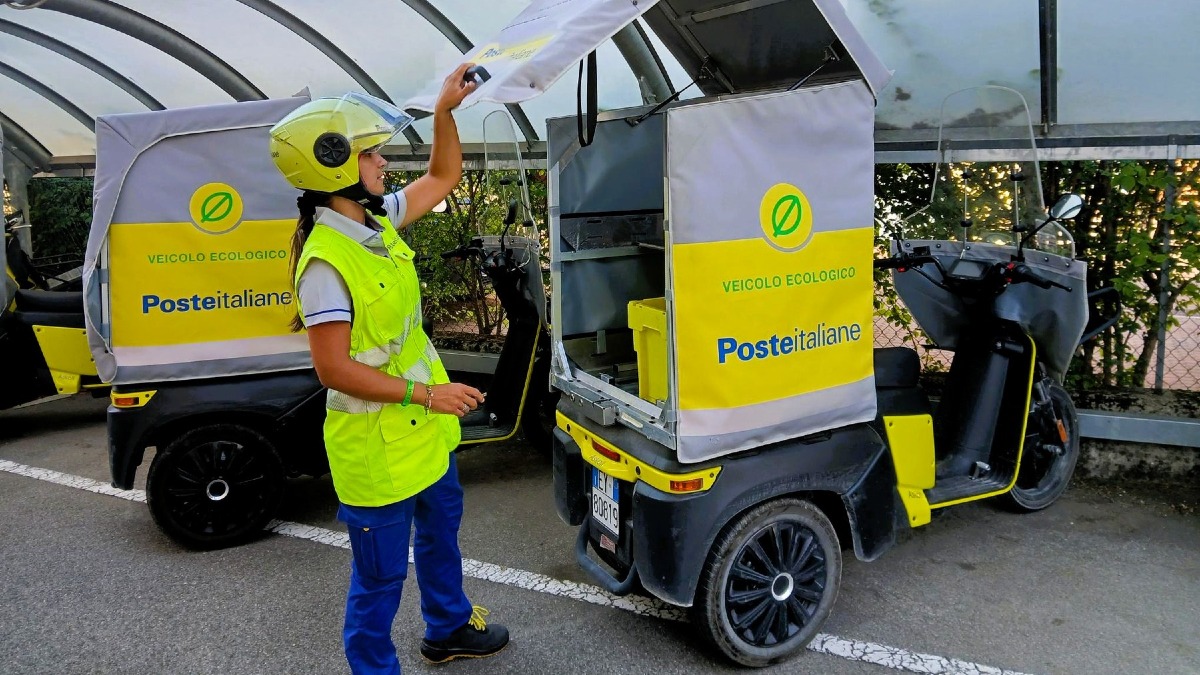 Castelfranco Veneto, Poste testa 8 tricicli elettrici per le consegne dell’ultimo miglio - 