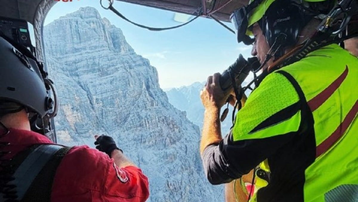 Nuova frana sul Monte Pelmo, cade altro materiale dalla parete: sentieri chiusi - 