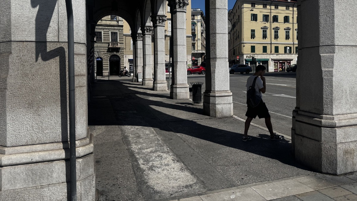Caldo a Trieste, oltre 160 segnalazioni: Piazza Unità la più evitata - 